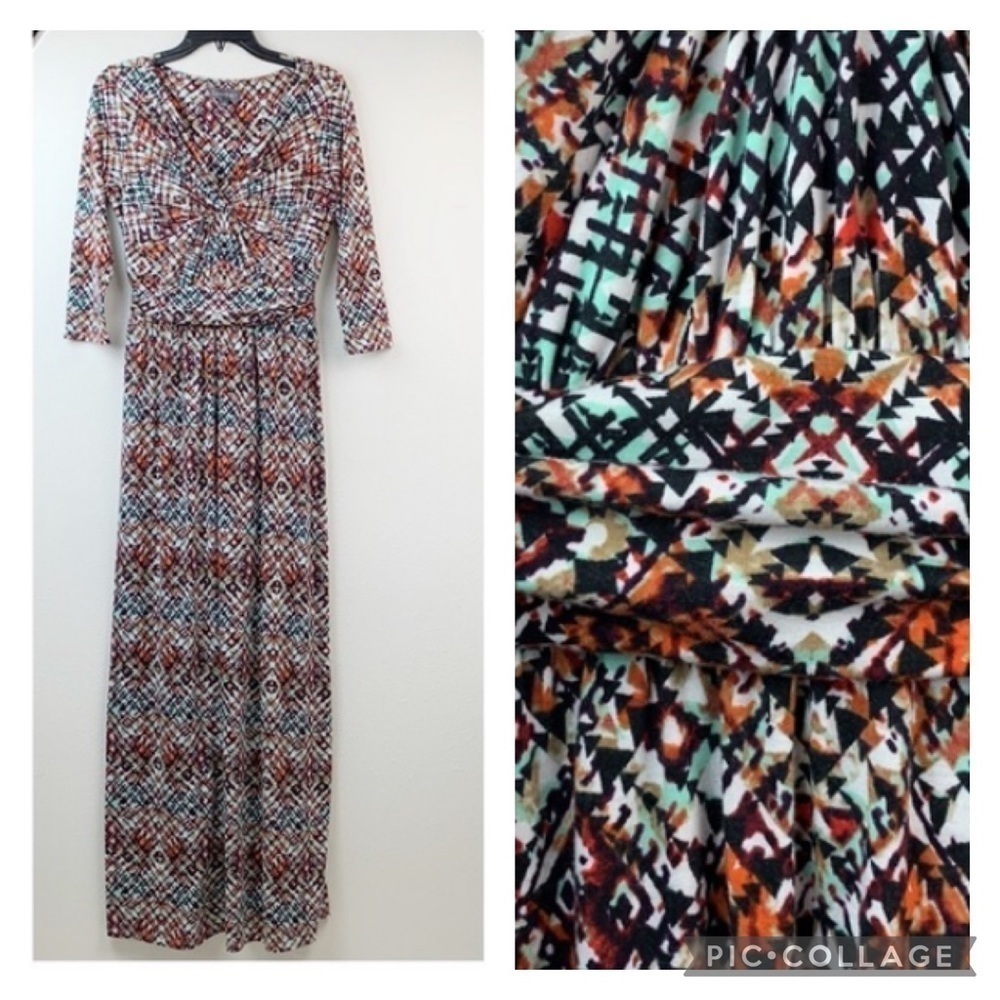 Luxology V neck cummerbund waist soft jersey knit printed maxi dress long sleeve
